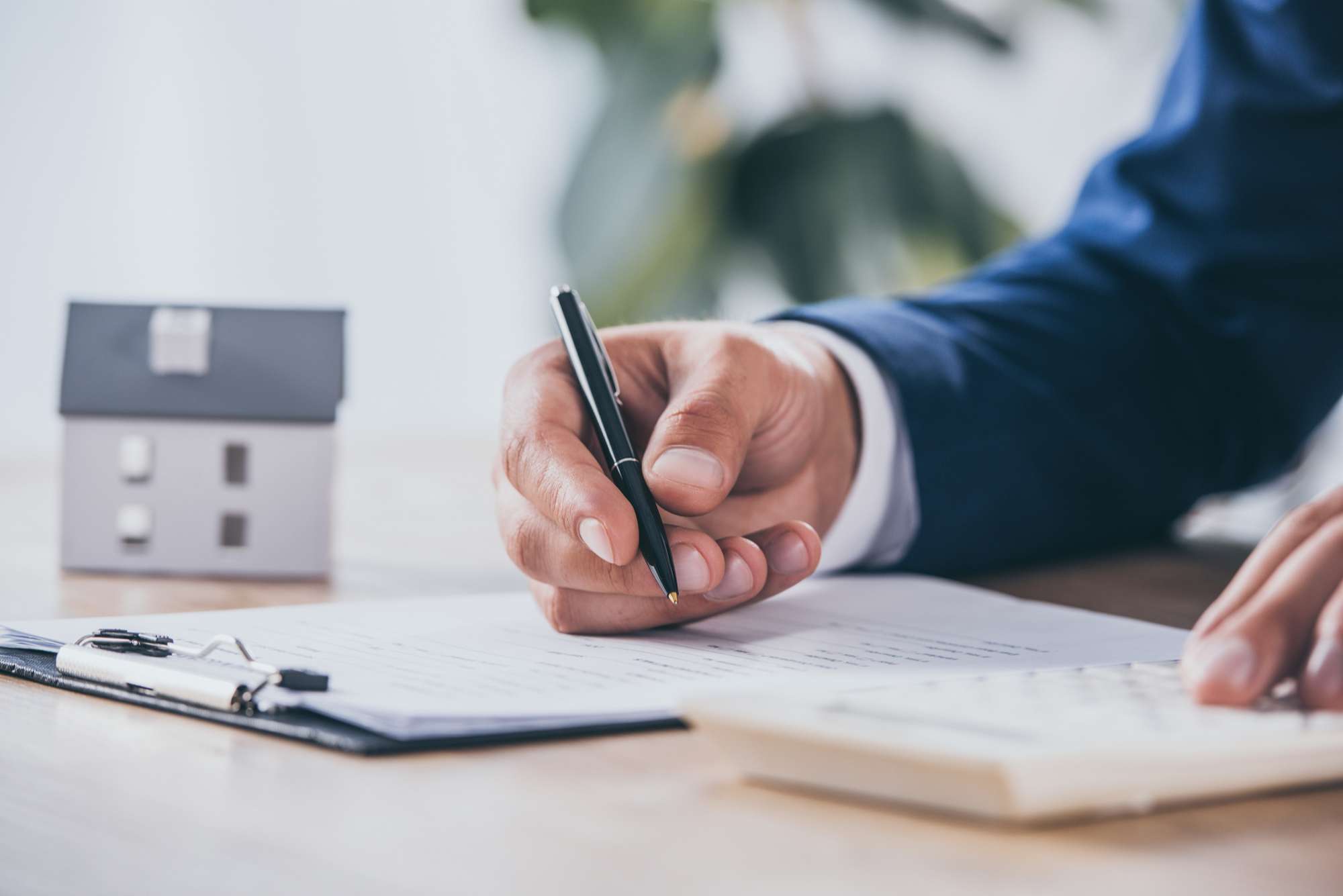 Hiring Property Management for Your Investments in Detroit (1)